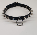 Killer cones collar narrow with ring and  1row rivets...